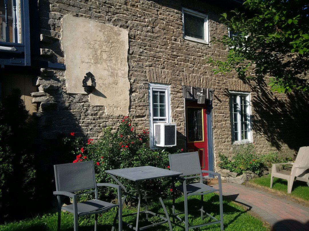 贵族套房宾馆主图