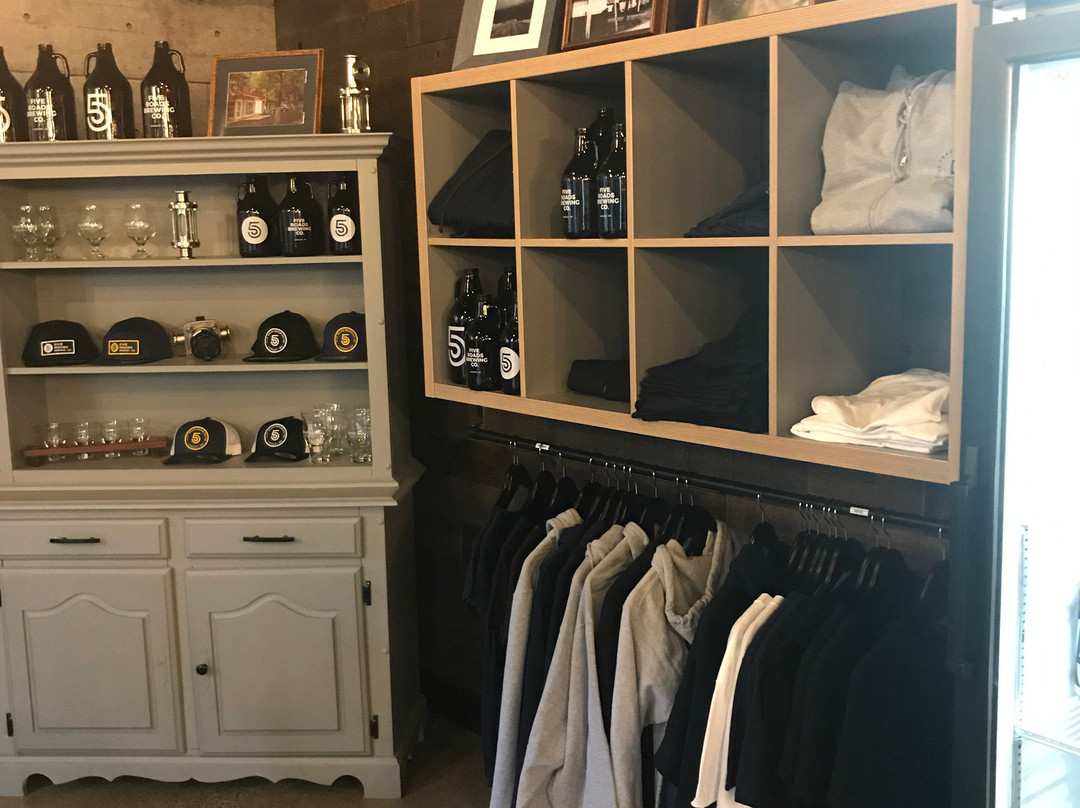 Five Roads Brewing Co.-兰里市必去景点