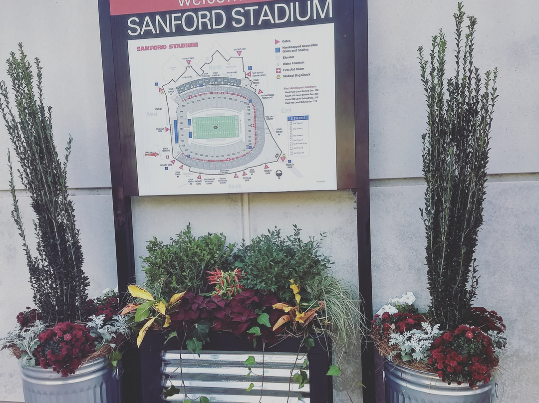 Sanford Stadium-阿森斯必去景点