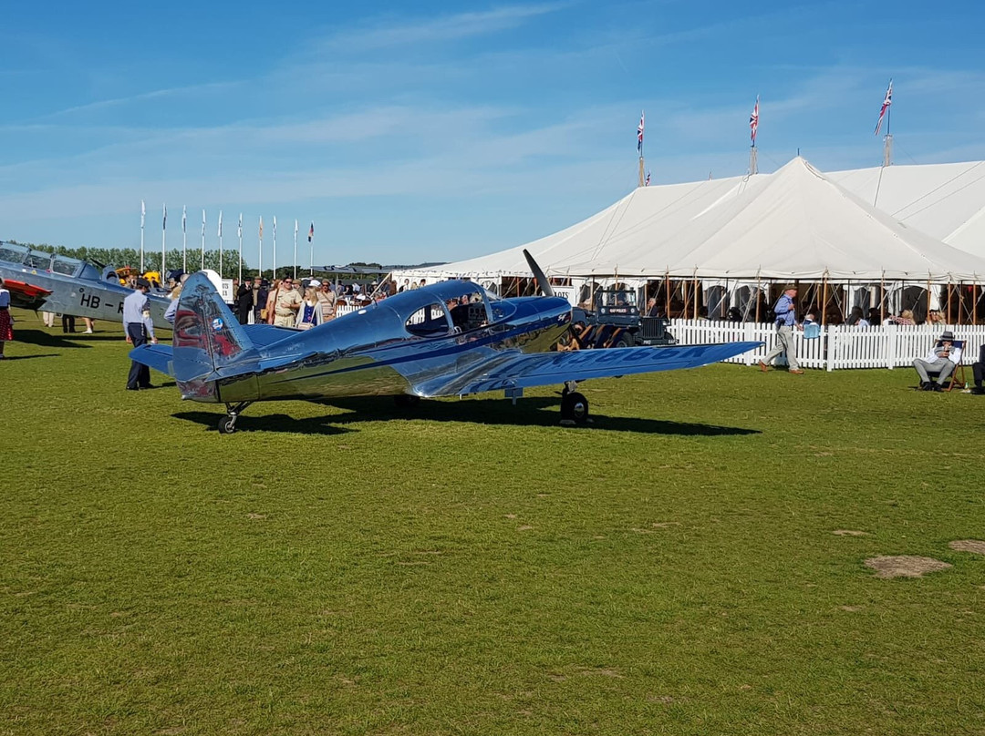 Goodwood Racecourse景点图片