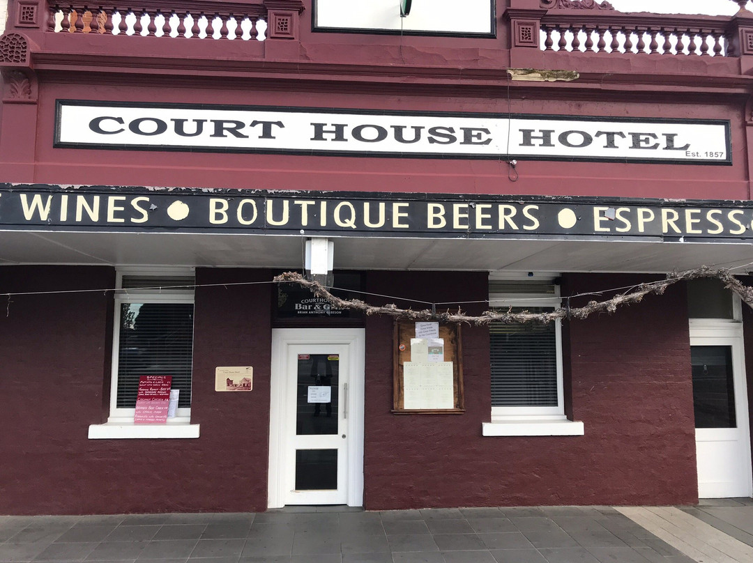 Courthouse Hotel主图