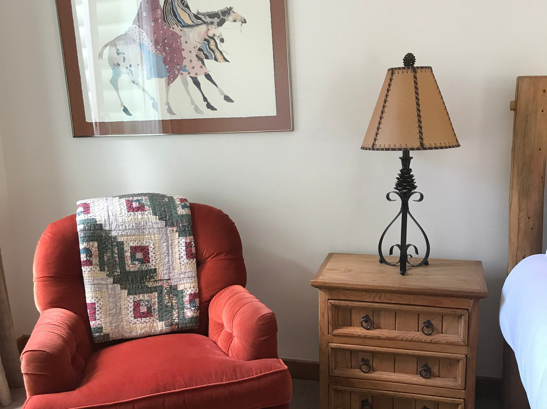 Redstone Cliffs Lodge主图