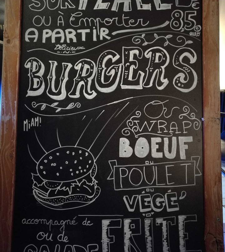 E-BAR-贝桑松必去景点