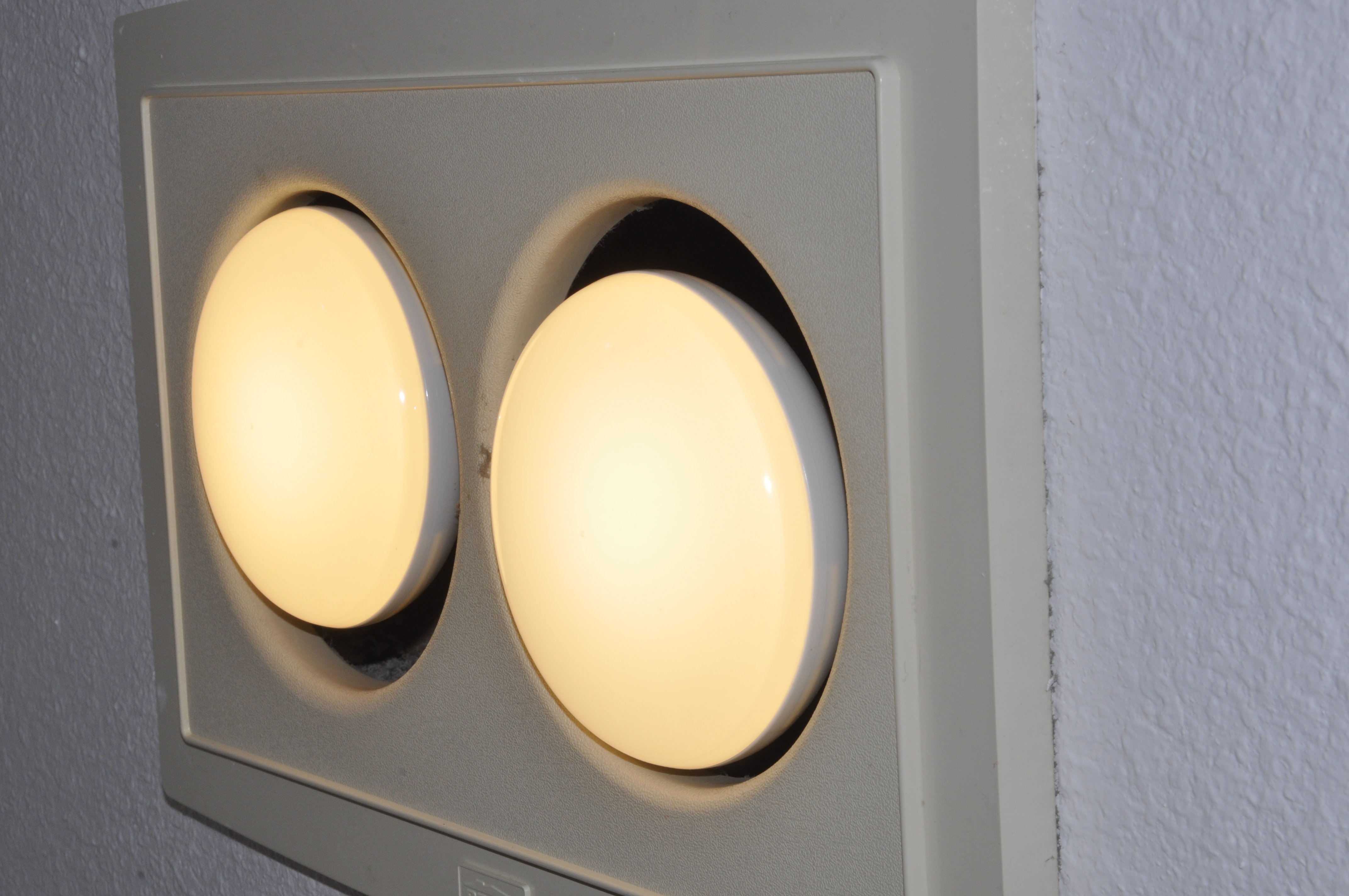 奥克兰拉库恩塔旅馆和套房-海沃德-浴室