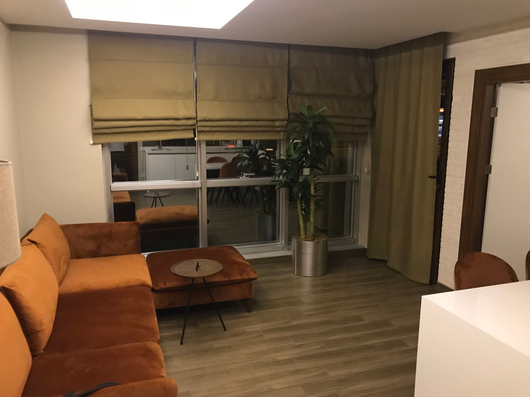 Maxuite Hotel In Home主图