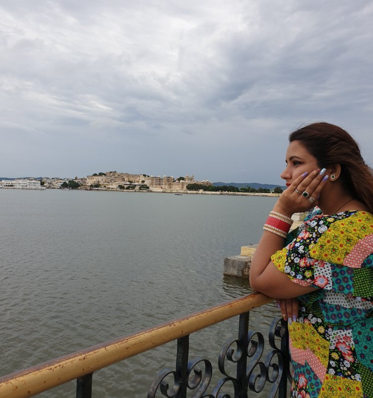 Udaipur Taxi with Guide-乌代布尔必去景点