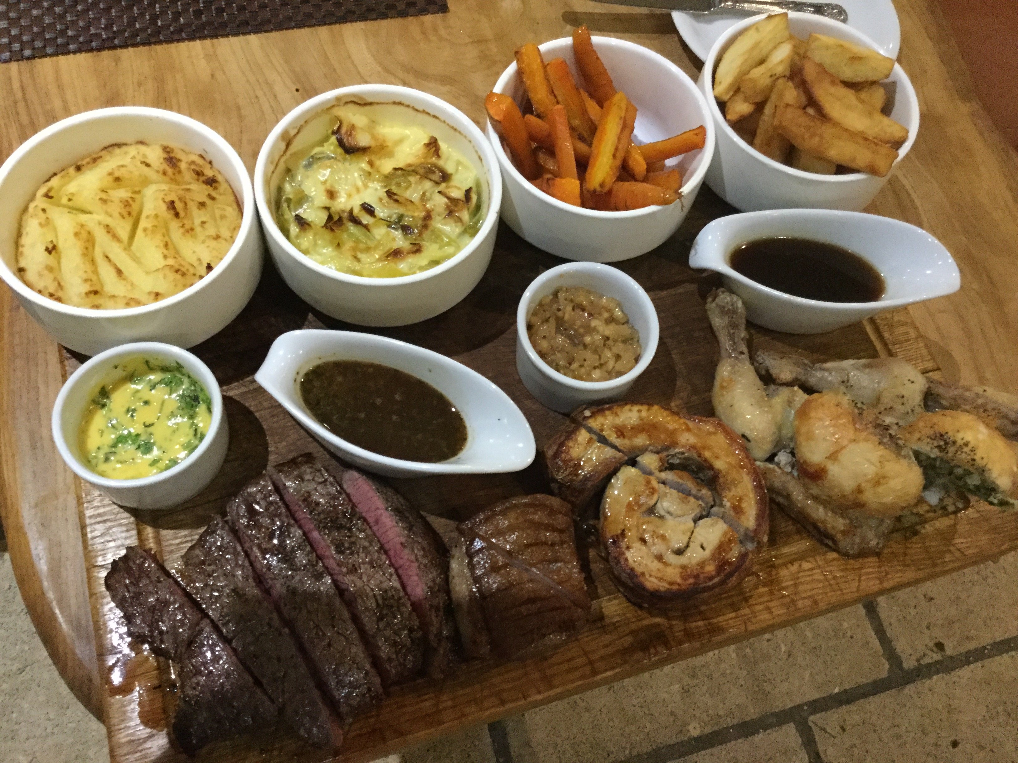 Fox and Hounds Country Hotel-餐饮