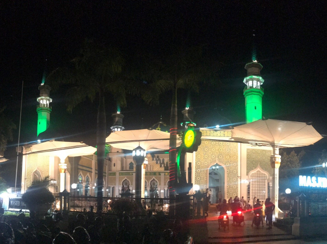Tuban Grand Mosque景点图片
