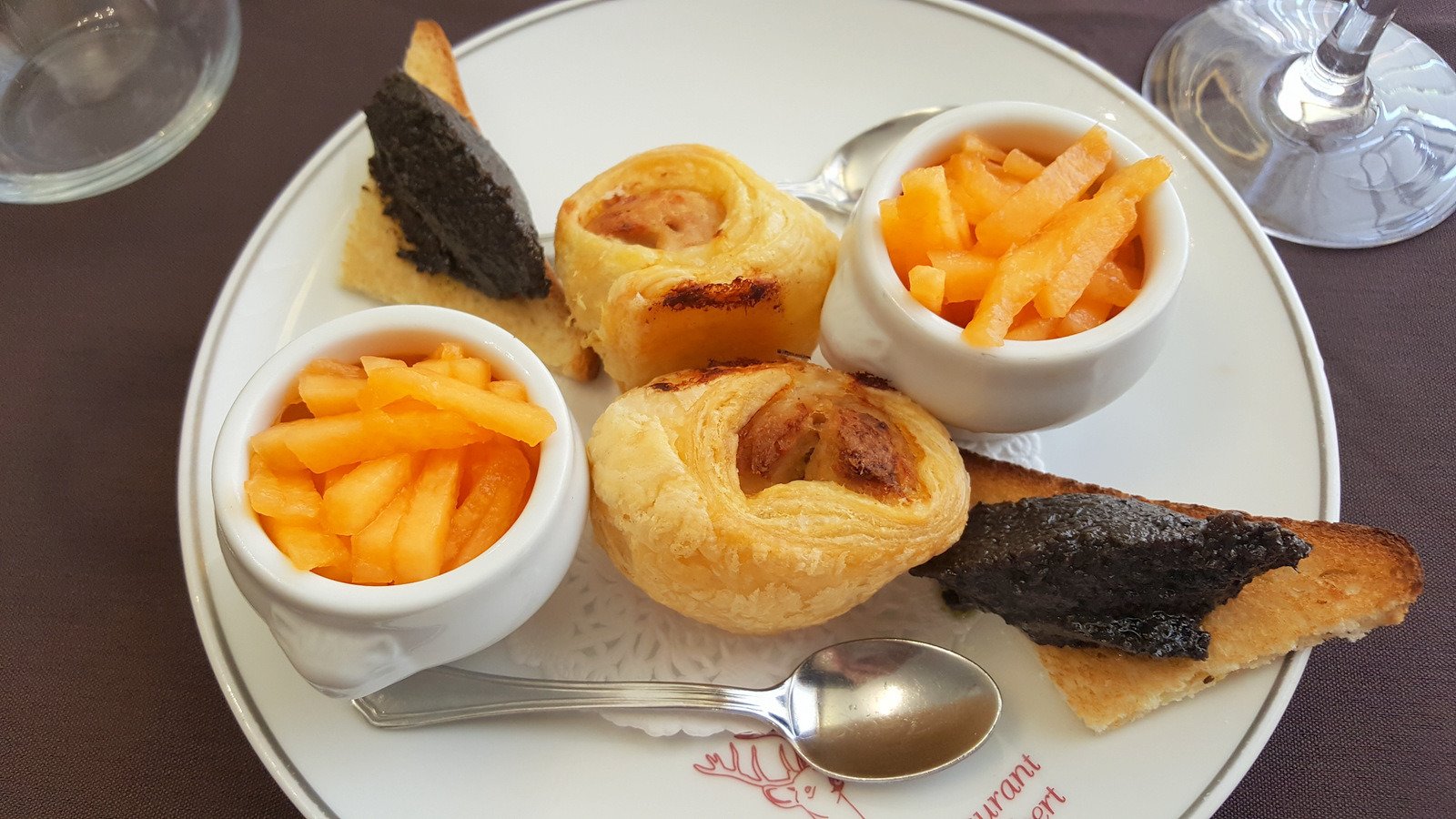 Hotel Restaurant Saint Hubert-餐饮