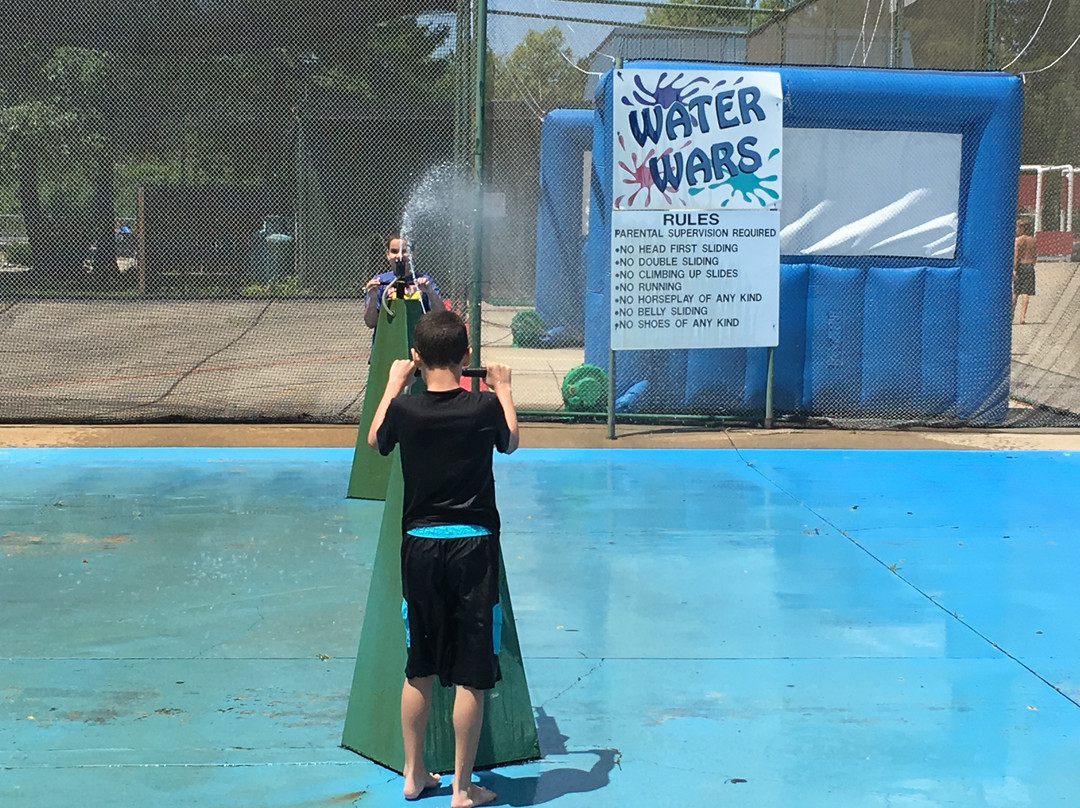 Pioneer Waterland & Dry Fun Park-Chardon必去景点