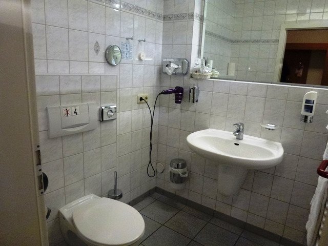 Akzent Hotel Zur Gruenen Eiche-浴室