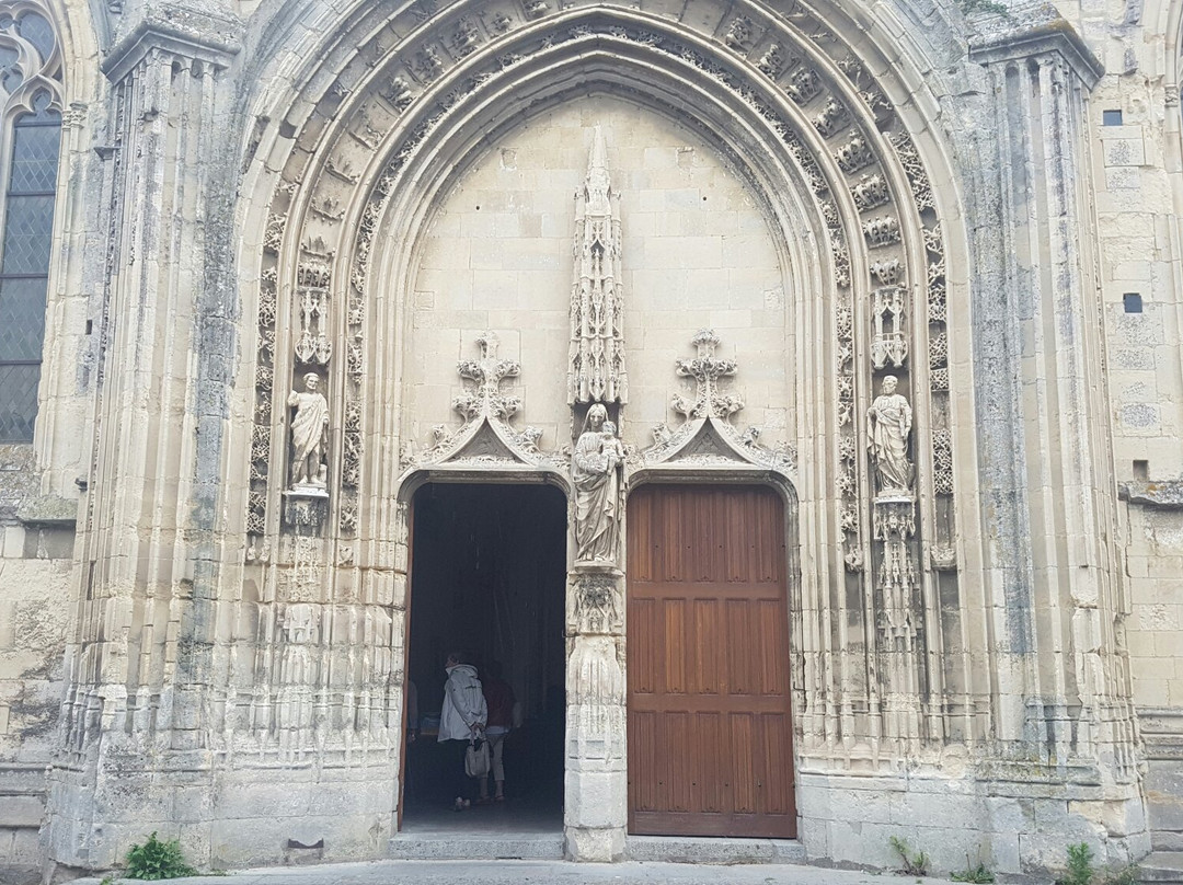 Eglise Notre-Dame En Sa Nativité景点图片