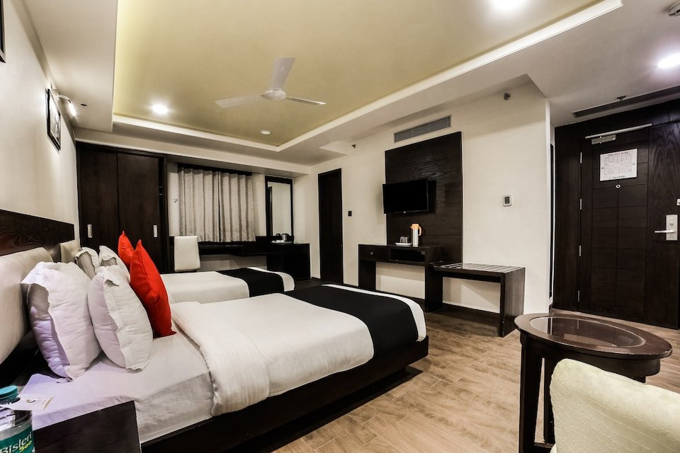 Hotel Crystal Park主图