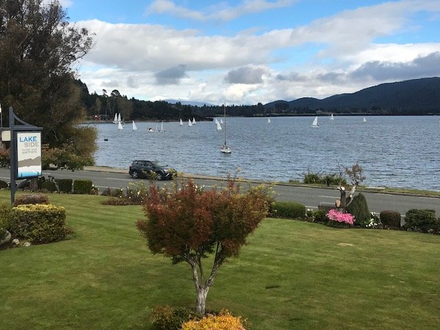 湖滨汽车旅馆公寓主图