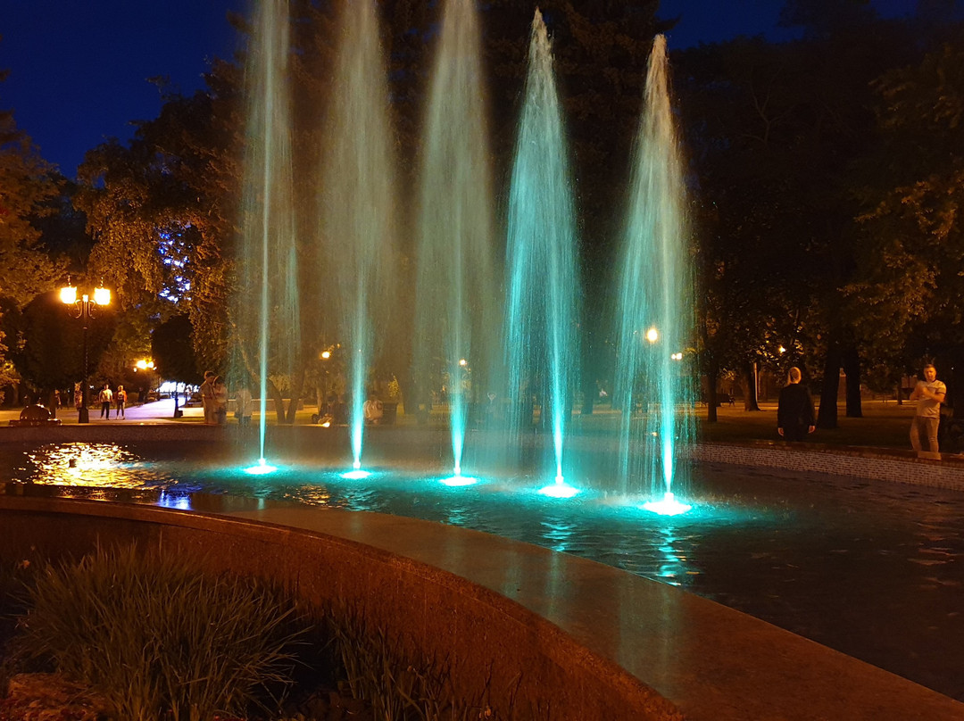 Fountain v Teatralnom Skvere-Stavropol必去景点