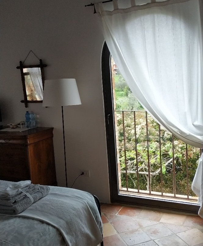 Il Fienile Sotto L'Arco主图