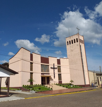 Praça Central-Campestre da Serra必去景点