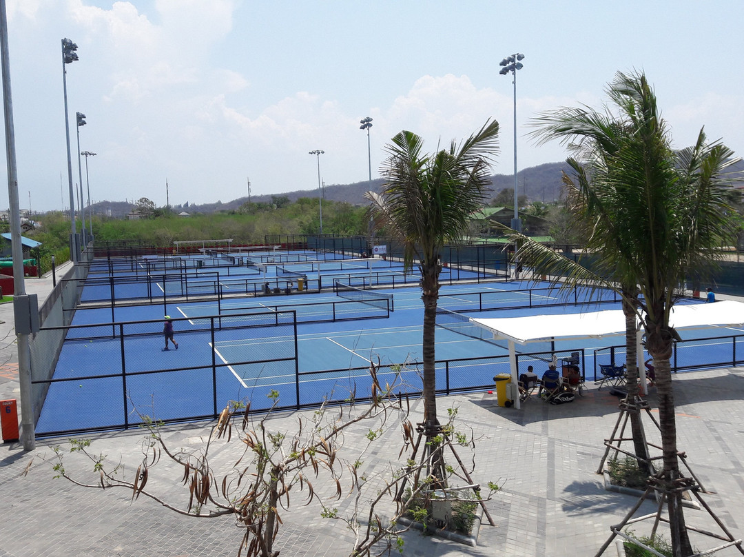 Arena Hua Hin-班武里必去景点