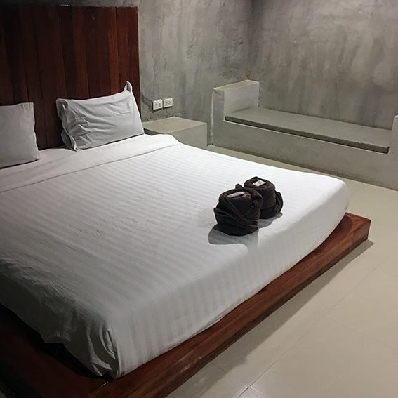 Ban Thung Khret酒店住宿-Baan Pan Din Resort