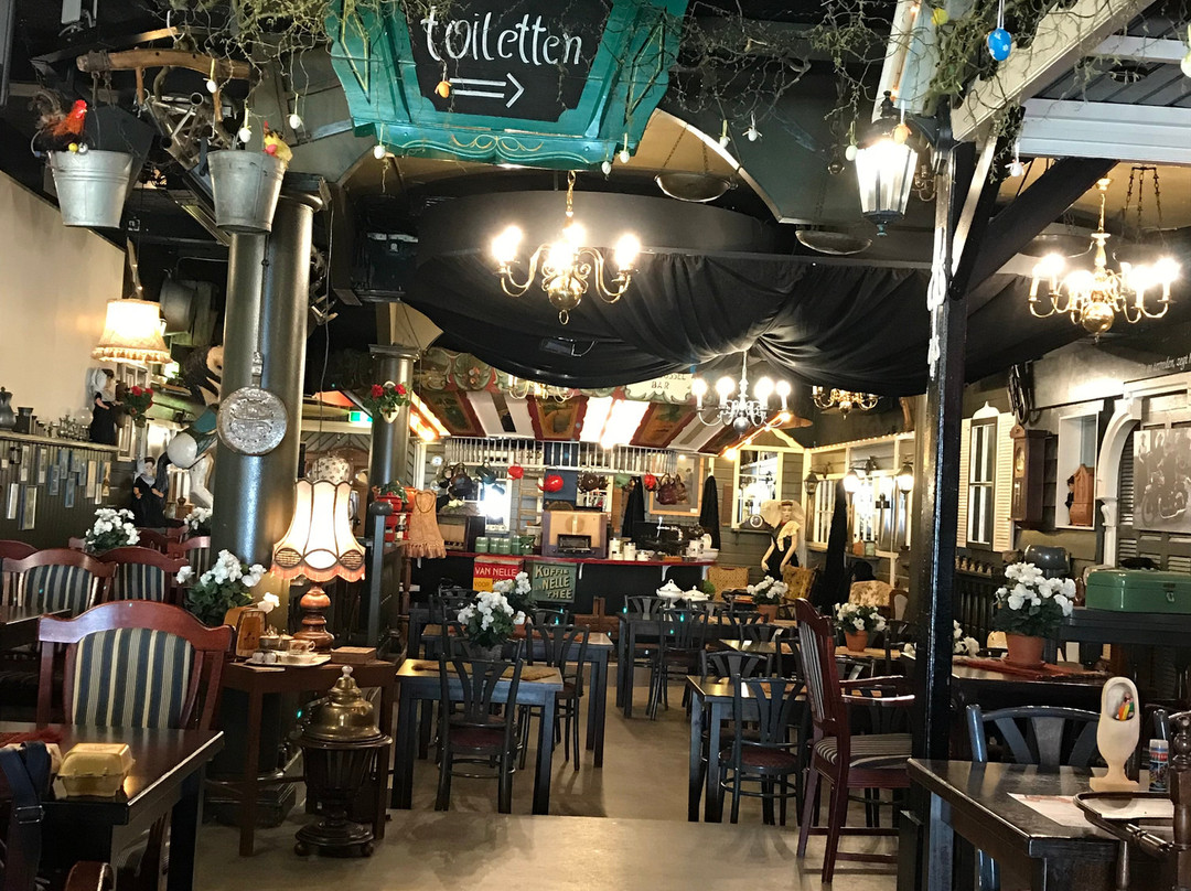 Ovezande餐馆和美食-Spek Mie Stroop