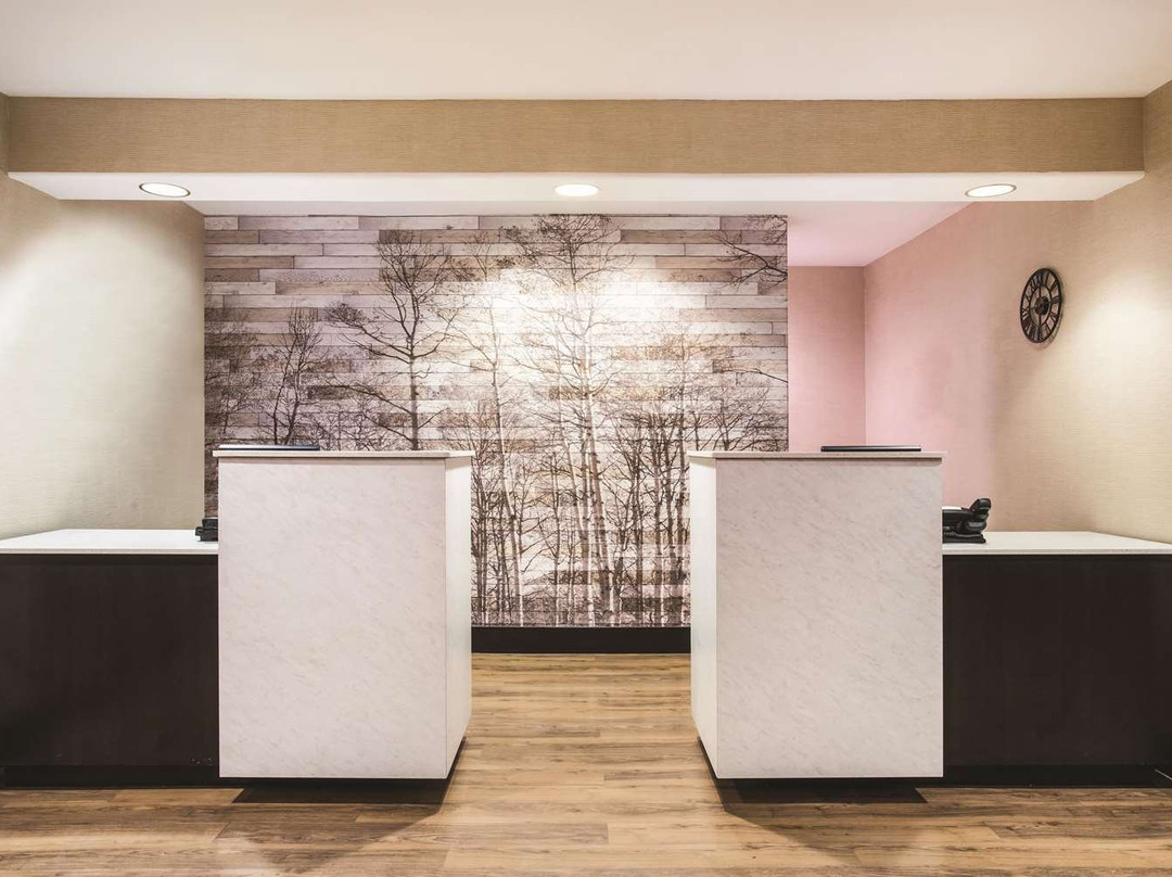 La Quinta Inn & Suites by Wyndham Ely主图