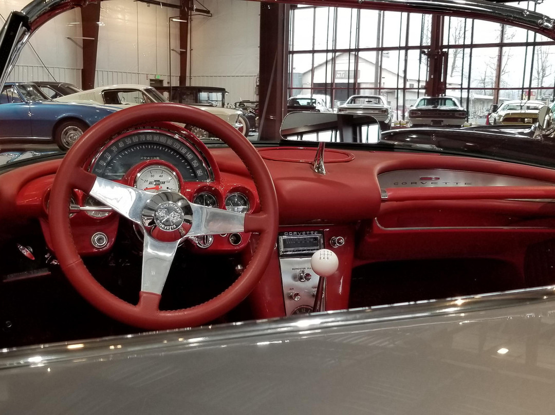 Thunder Dome Car Museum-Enumclaw必去景点