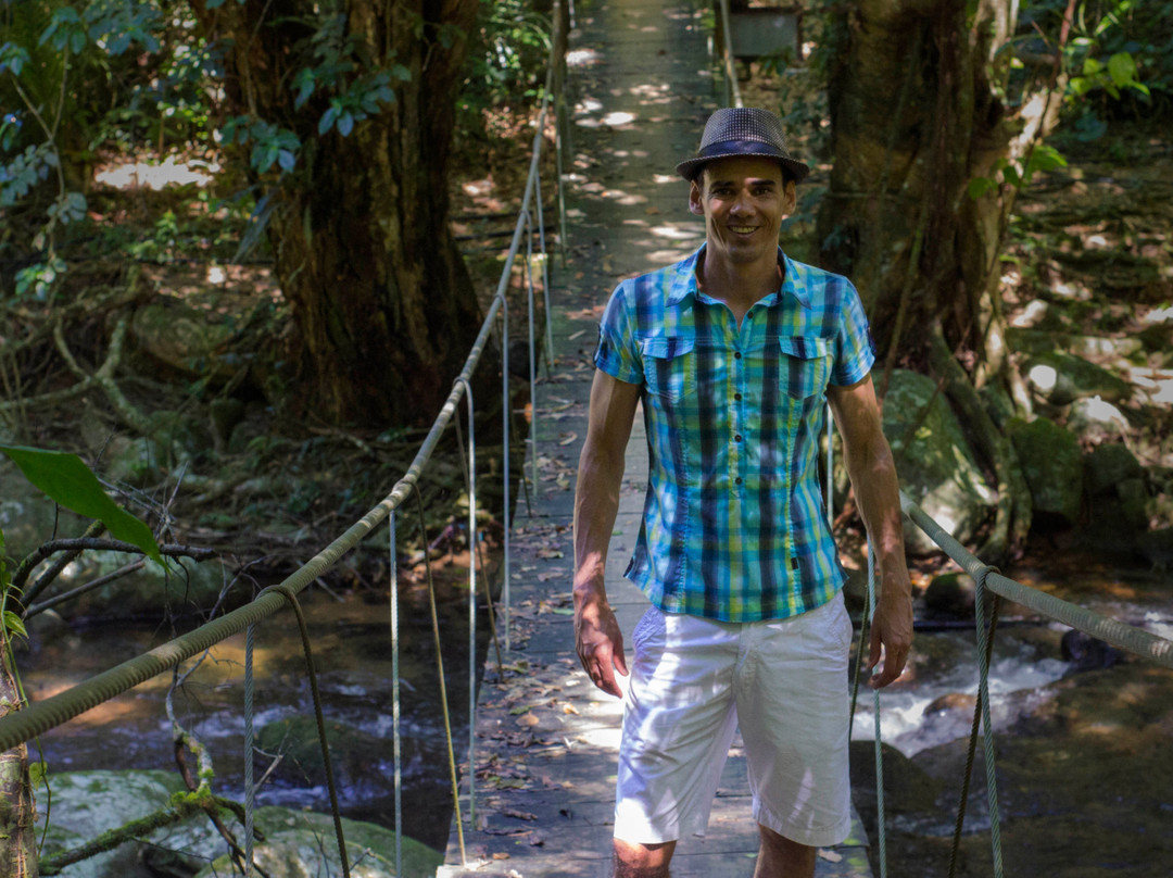 Gato Waterfall-伊利亚贝拉必去景点