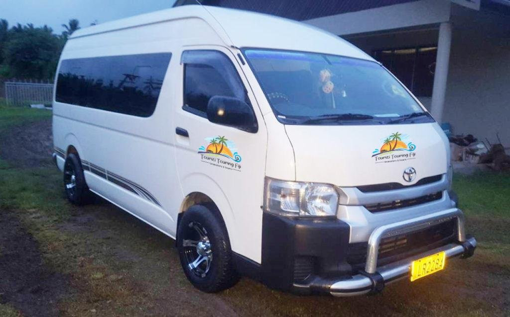 Tourizi Touring Fiji-纳迪市必去景点
