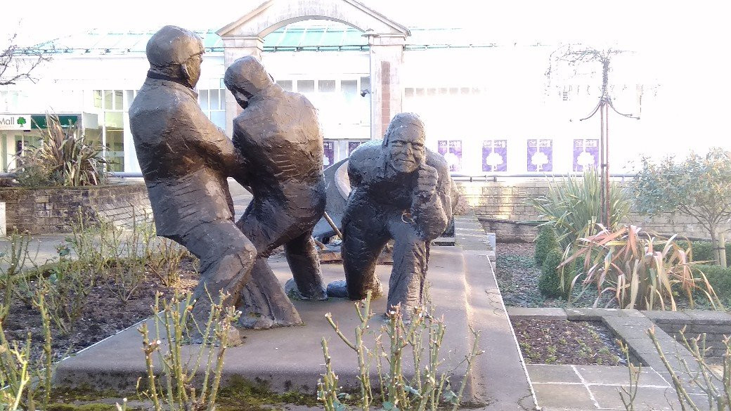 Men of the Clyde Statue-Greenock必去景点