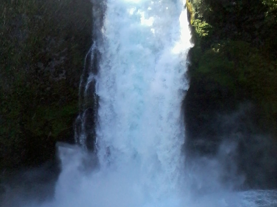 Saltos del Huilo-Huilo-耐尔杜美必去景点