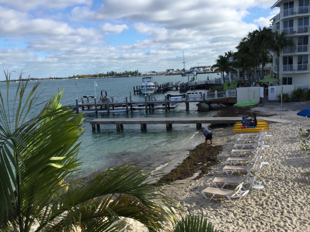 码头屋Spa度假酒店主图