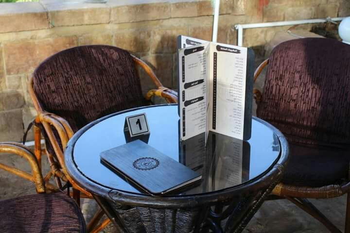 Esna餐馆和美食-Badiea Cafe