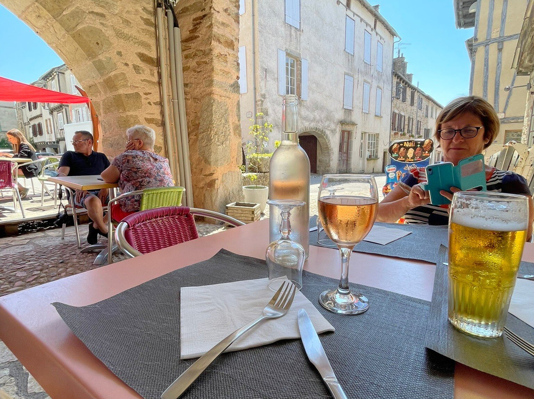 Le Bar Des Amis De Nadine