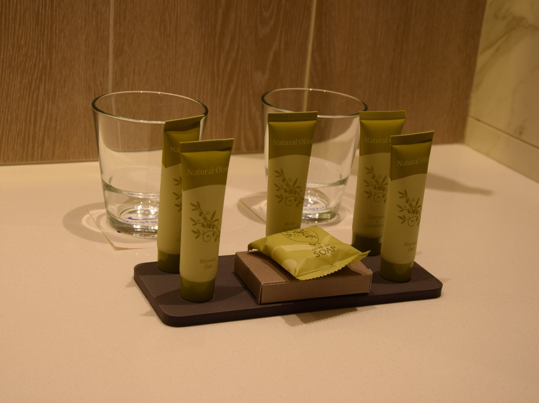 Blue Lagoon City Hotel主图