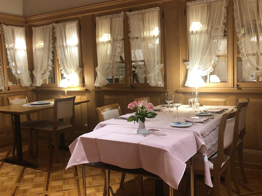 Schnottwil餐馆和美食-Restaurant Storchen