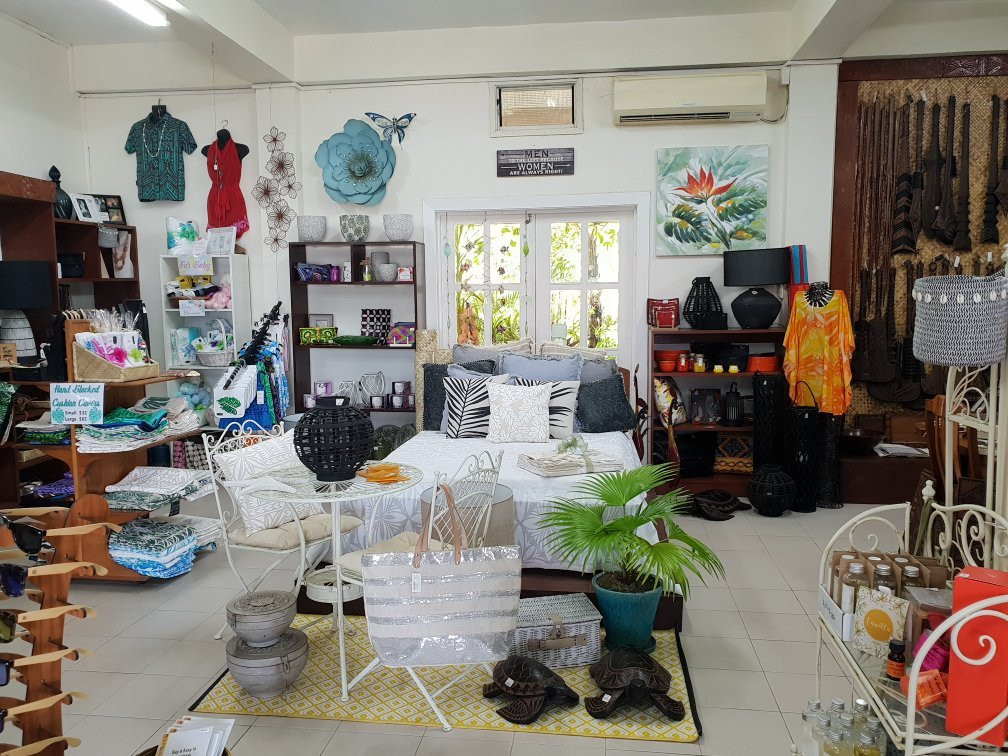 Pacific Jewell Gift Shop & Garden Café-阿皮亚必去景点