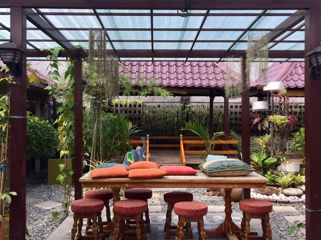 Thuk Thuk Restaurant & Pastries