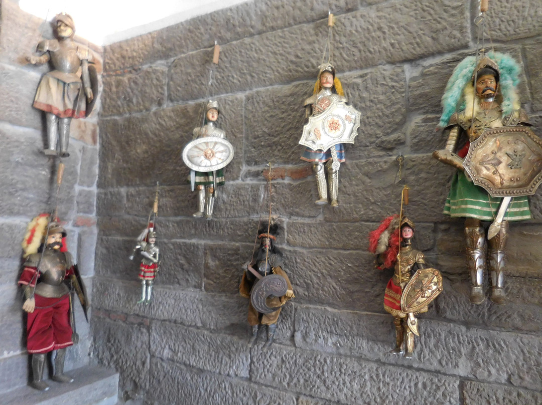 Torre dell' Orologio-Castelbuono必去景点