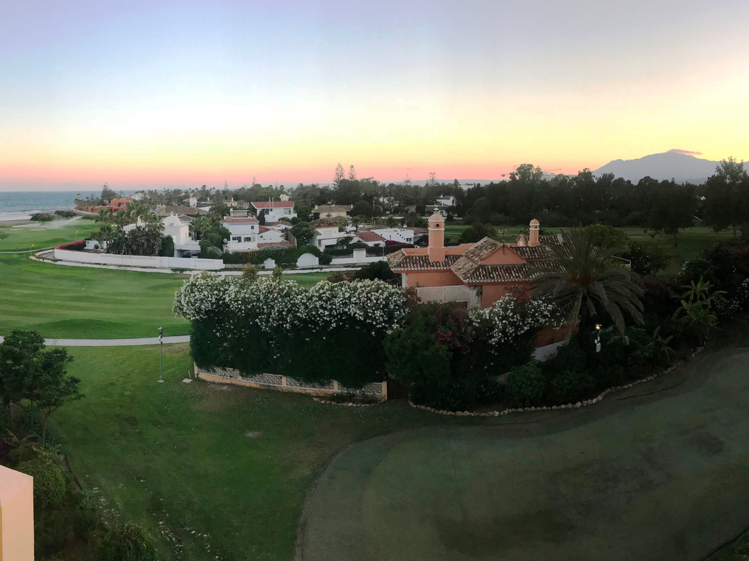 瓜达米纳水疗与高尔夫度假酒店主图