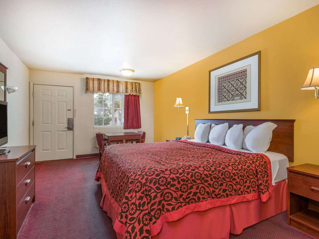 Days Inn by Wyndham Andover主图