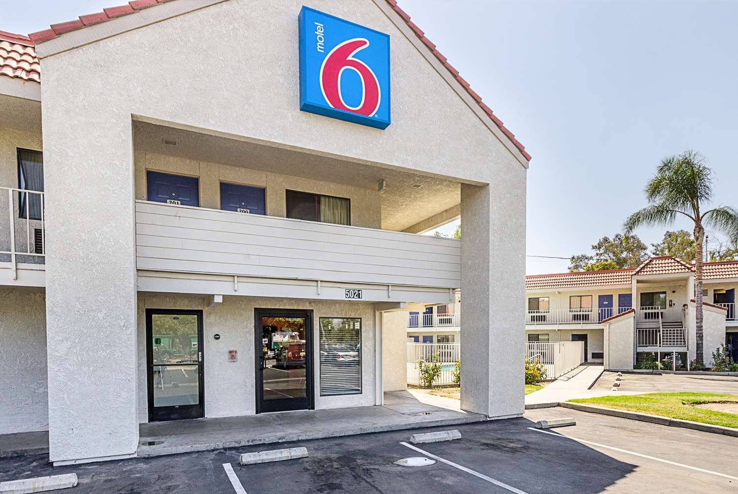 Motel 6 Fresno-官方