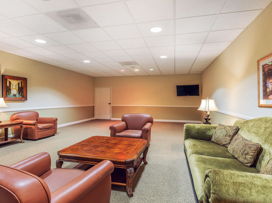 Oakdale Mortuary & Memorial Park-Glendora必去景点