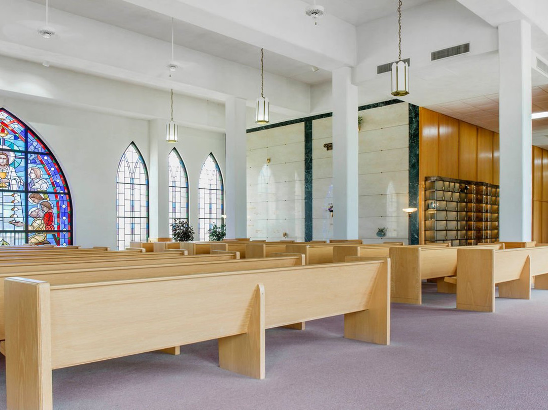 Arch L Heady At Resthaven Resthaven Memorial Park-路易斯维尔必去景点