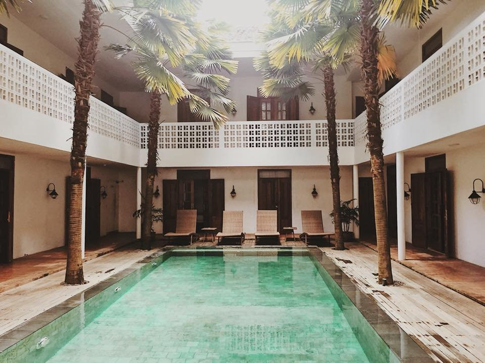 Adhisthana Hotel主图