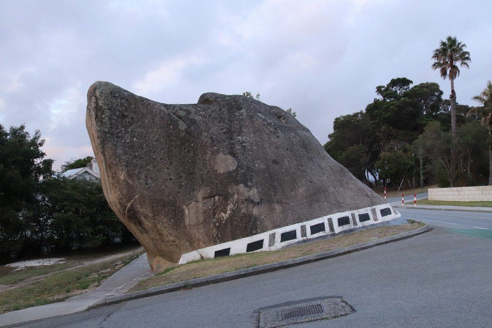 Dog Rock景点图片