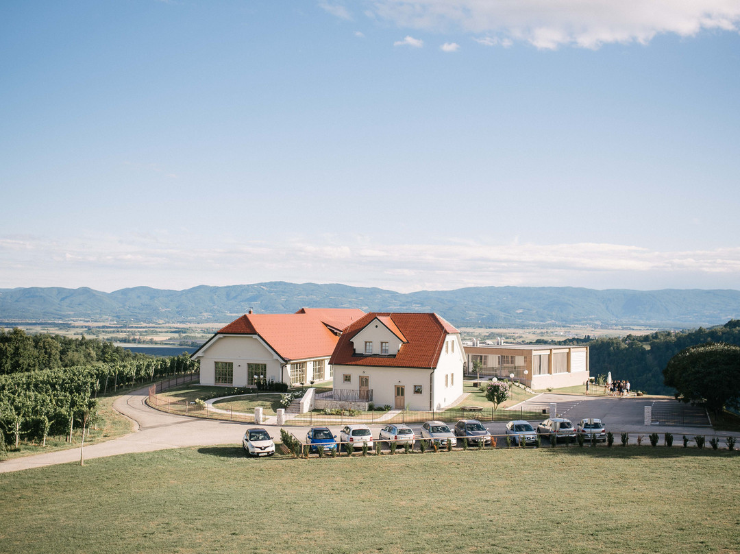 Tri lučke酒店和餐厅