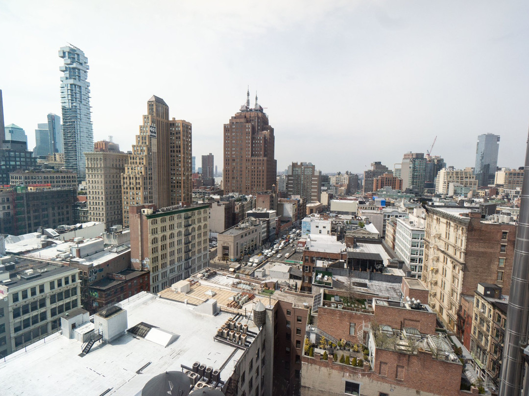 霍华德11号酒店主图