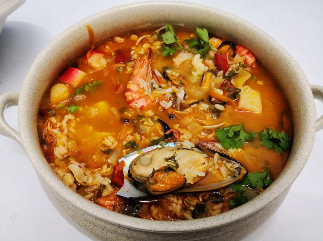 Porto da Cruz餐馆和美食-Restaurante Praia da Alagoa