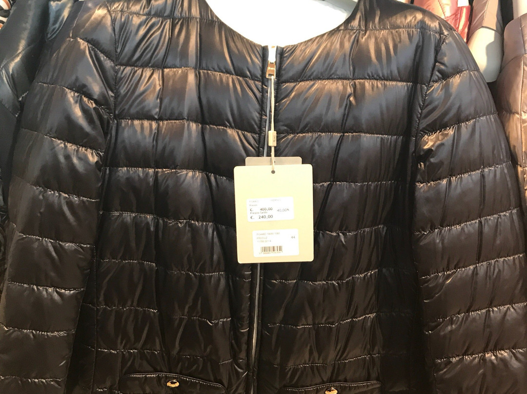 HERNO Outlet-Lesa必去景点