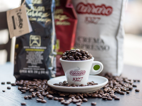 Enoteca Wine & Friends-布尔加斯必去景点